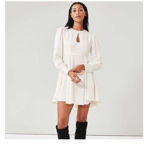 Joe Fresh x Roxy Earle BNWT women’s winter white key hole skater dress size 16
